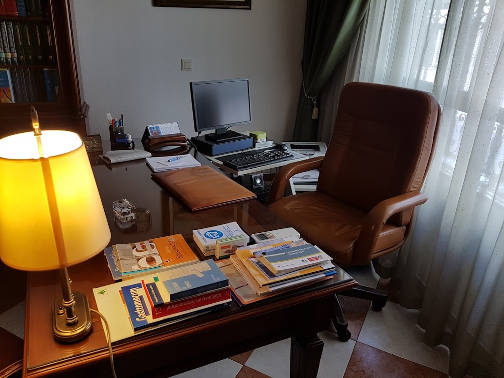 Consulta Aparato Digestivo Dr Robles / Dr Romero