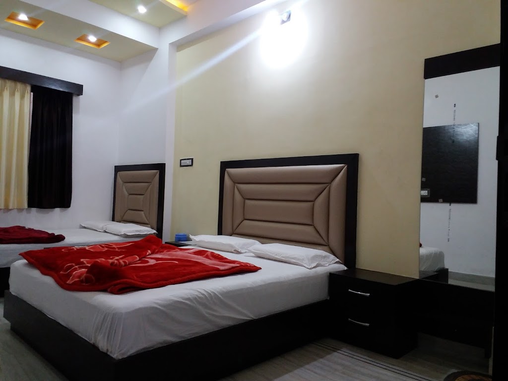 Hotel Vinayaka 500 Meters From Shreenath Ji Temple