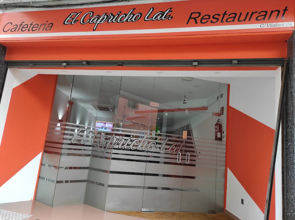 El Capricho Lat.
