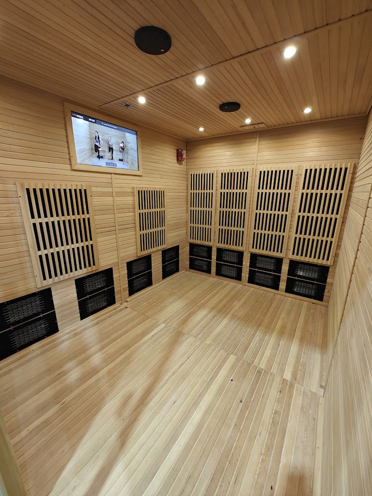  HOTWORX - Redmond, WA - Town Center