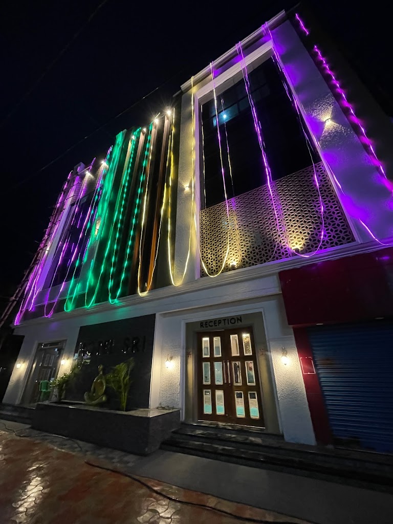 Hotel Sri