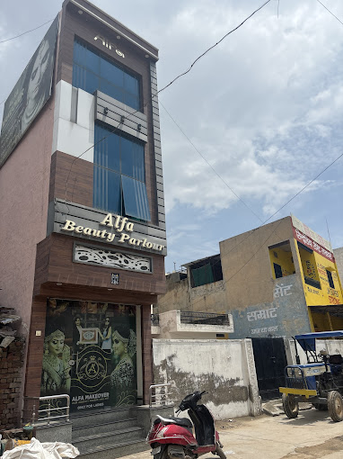 Alfa Makeover Best Salon In Rajgarh Best Nail Art Salon Best Bridal Makeup Best Beauty Parlour Best Makeup Artist