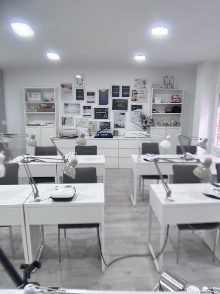 Iria Rodriguez Nails Studio — Interior