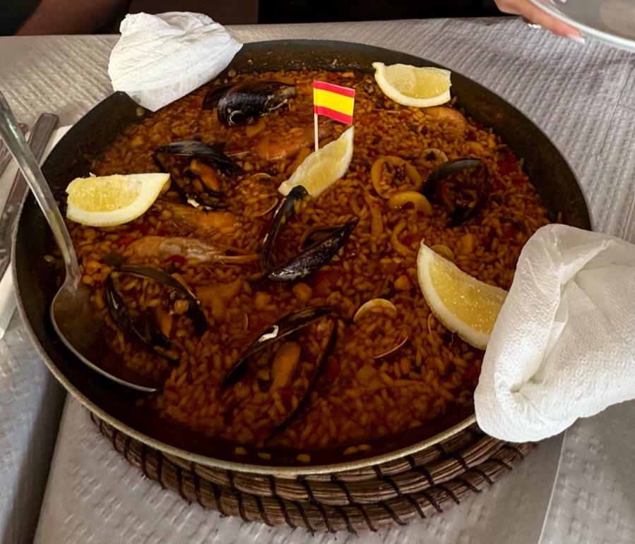 La nora restaurantes — Paella