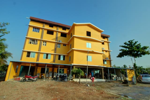 Oyo 39945 Thanga Inbavalli Residency