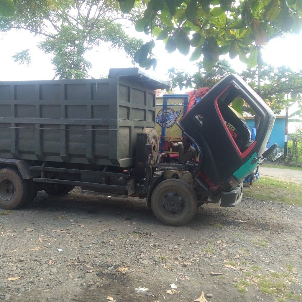 Bengkel Mobil Feri