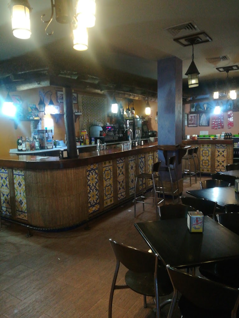 Cafe Bar Lucios — Ambiente