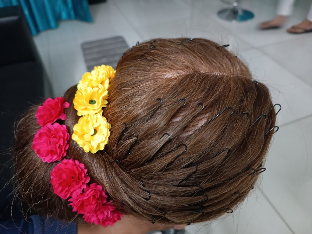 Glow 24X7 Beauty Parlour Professional Beauty Services At Home Ladies Only