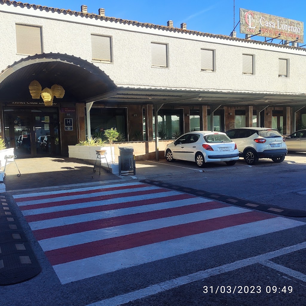 Hotel Restaurante Casa Lorenzo — Exterior