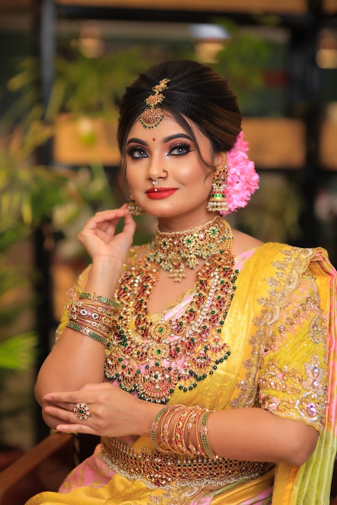 Naturallook Family Salon Bridal Studio