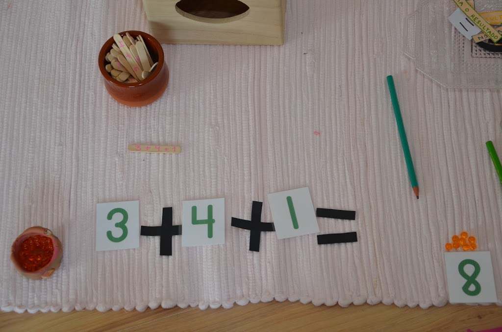 Escuela de Educacion Infantil Garabatos