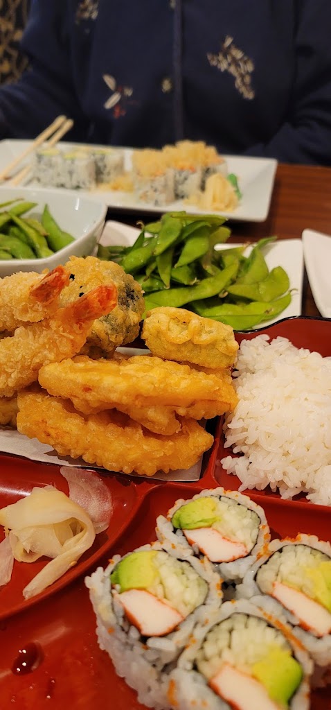 Ikura Sushi & Thai Restaurant