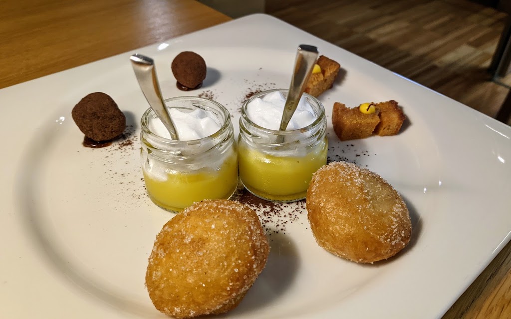 Restaurante Silabario — Comida y bebida