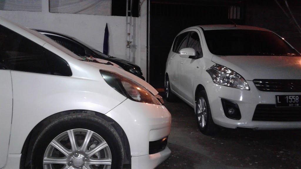 Bengkel Mobil "Modern"