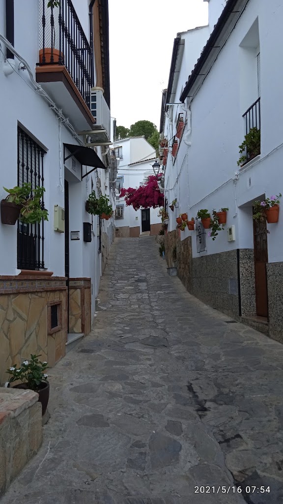 Las Cuatro Esquinas — Bar Carriles