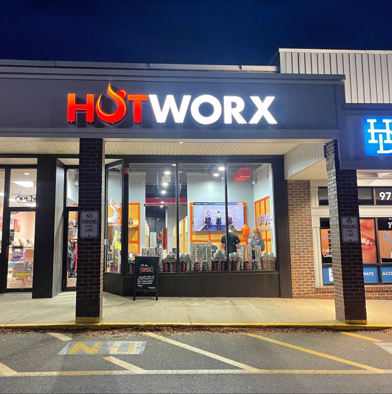  HOTWORX - Danvers, MA - Danvers Plaza