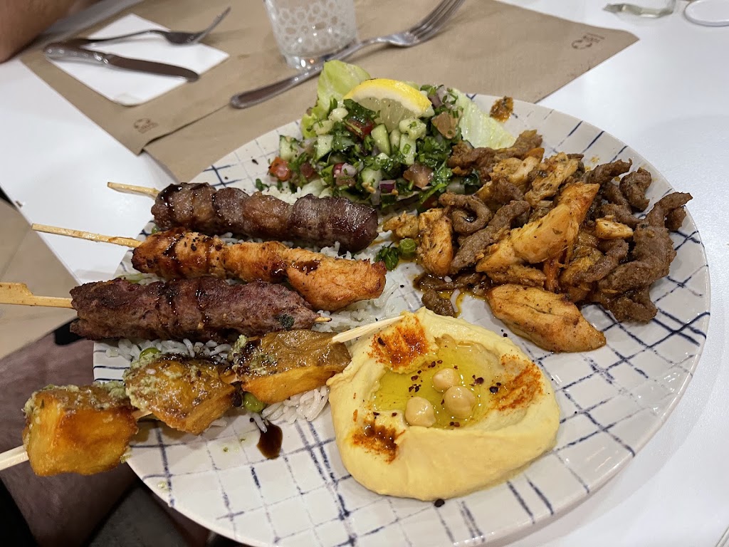 Bar restaurante Sesamo — Souvlaki