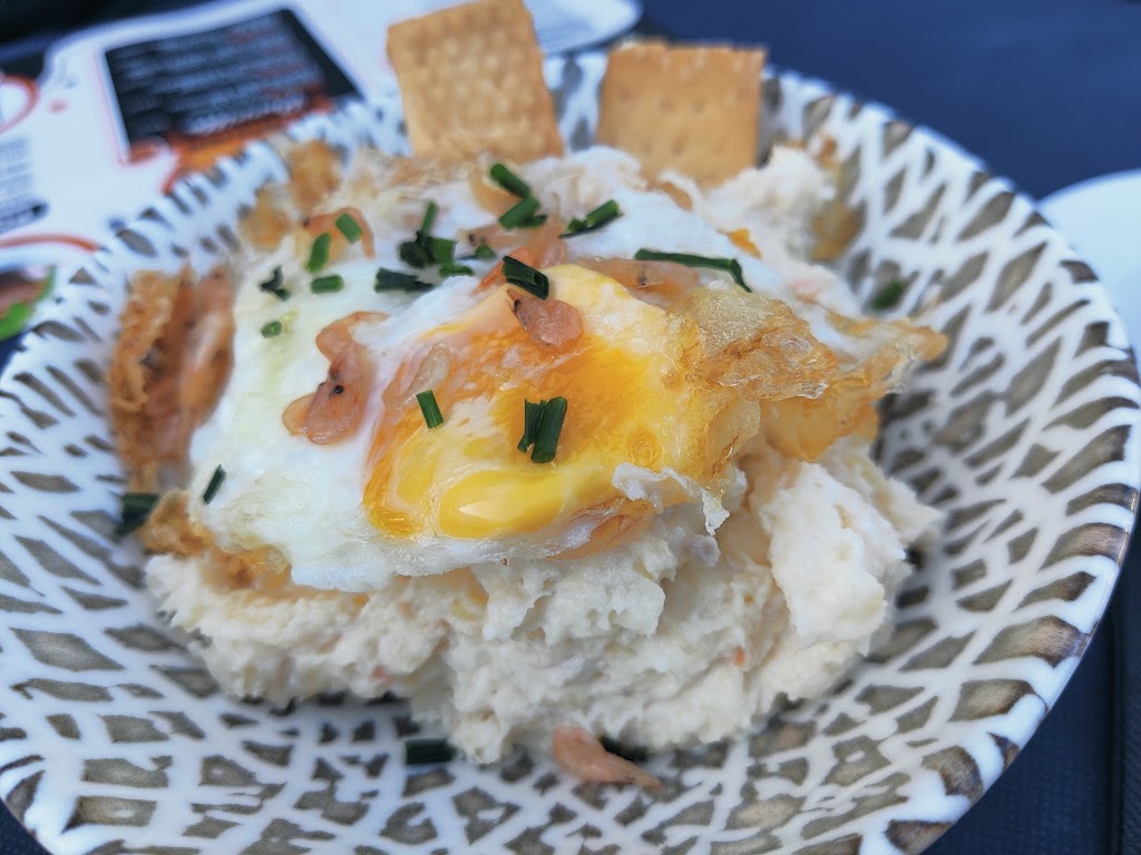 El barbas Braseria — Comida y bebida