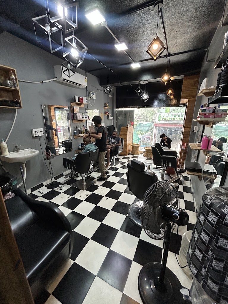 Shapes Unisex Salon And Makeup Studio
