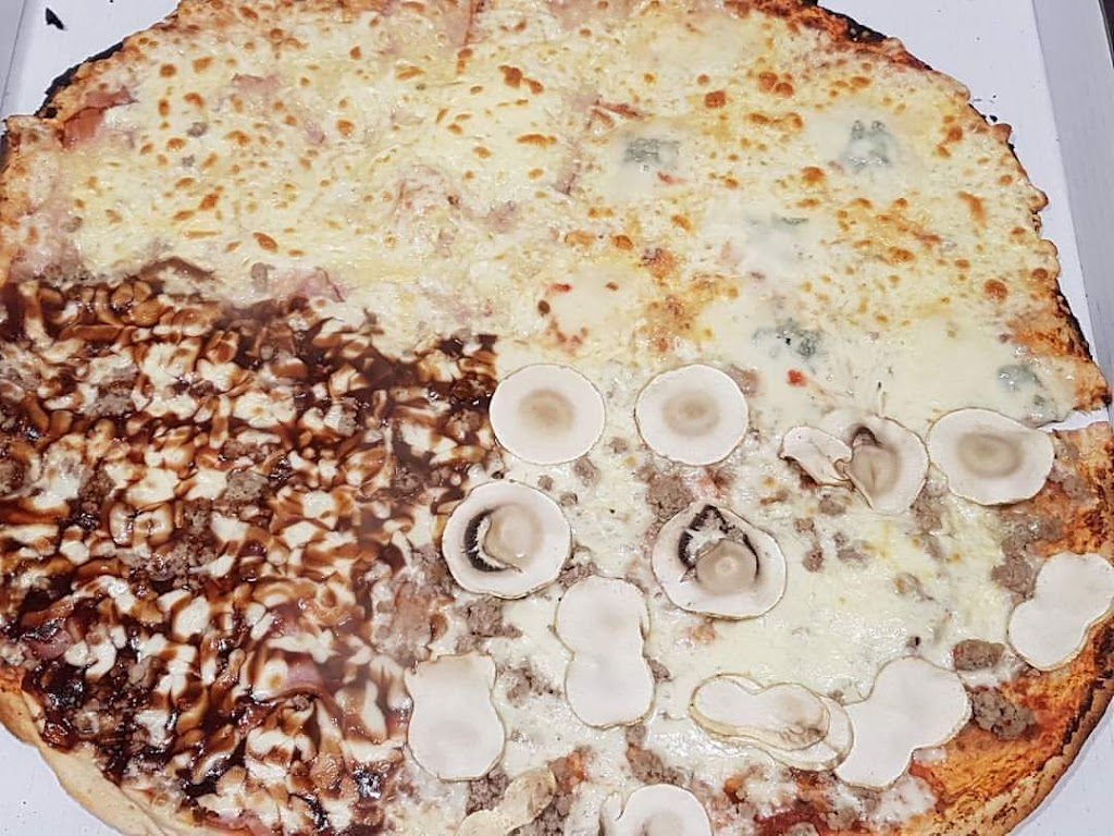 Pizzeria Roma — Pizza