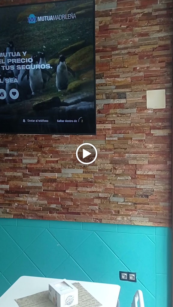 Bar-Restaurante Miriam calpe — Videos