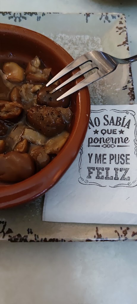 Gardenia Cafe — Comida y bebida