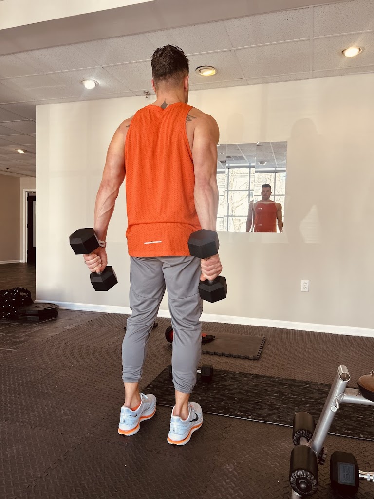  Damon Pro Fitness Studio