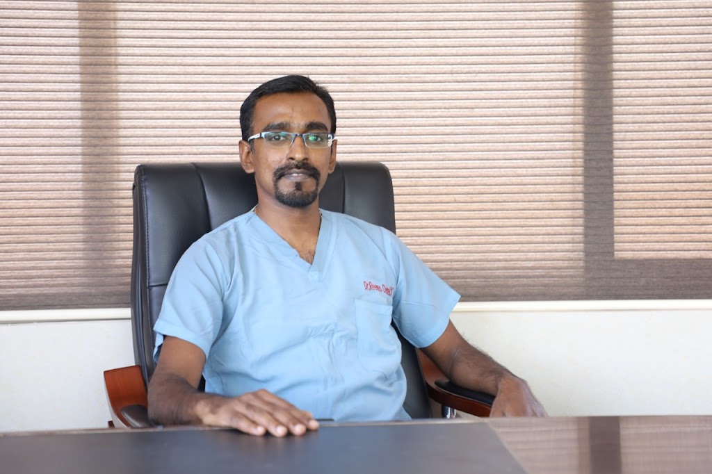 Dr. Dr X Reenus Demel Ms Mch Consultant Cardiac Surgeon Heart Surgery Cardiac Surgeon Best Cardiologist Madurai