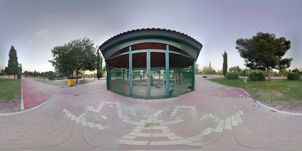 Pajarera Parque Municipal Juan Carlos I — Street View y 360deg
