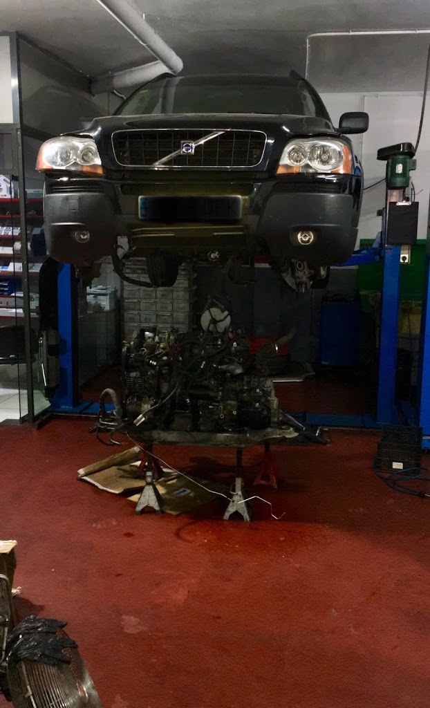 Bosch Car Service Manuel Dorado Gonzalez (Talleres Dorado) — Taller