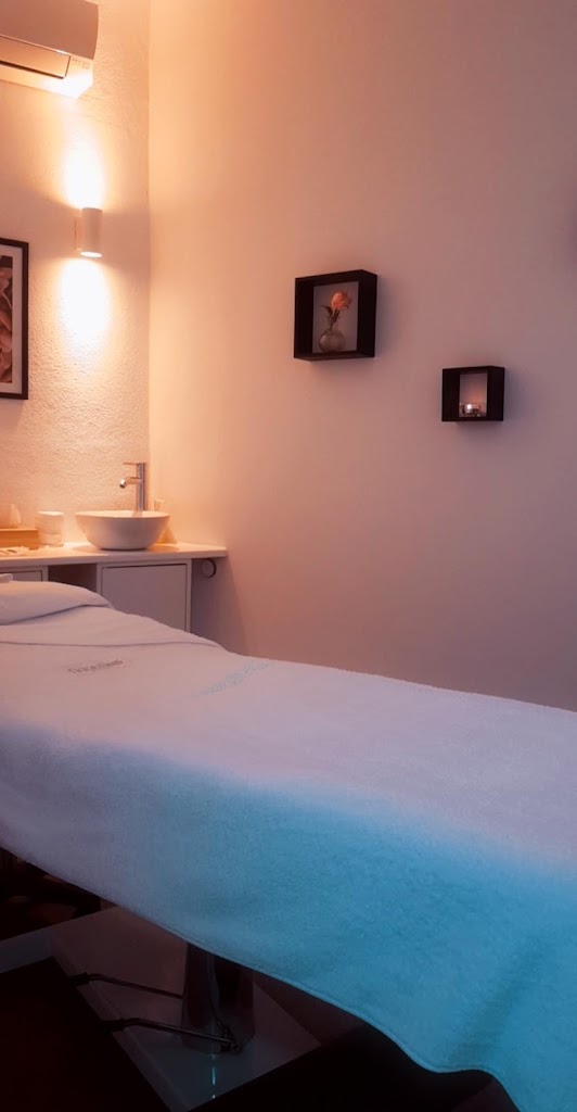 Exclusive Beauty by Elena Vallejo — Interior