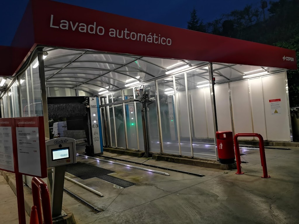 Estacion de servicio Cepsa — Exterior