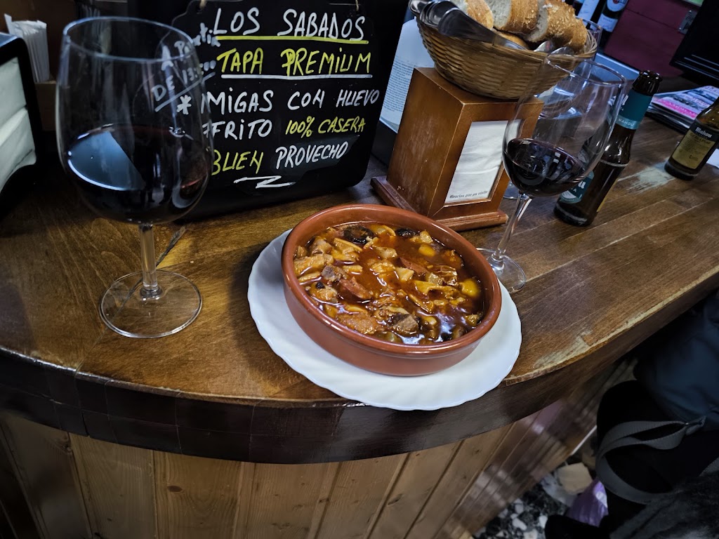 BAR La Trainera — Comida y bebida