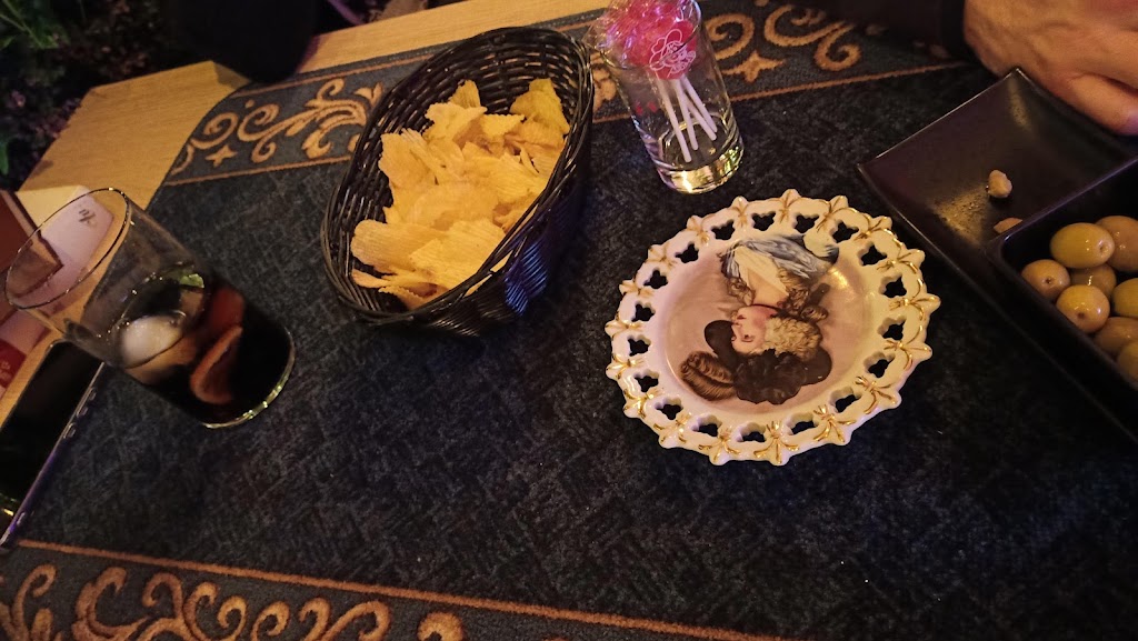 Bar Circolo — Comida y bebida