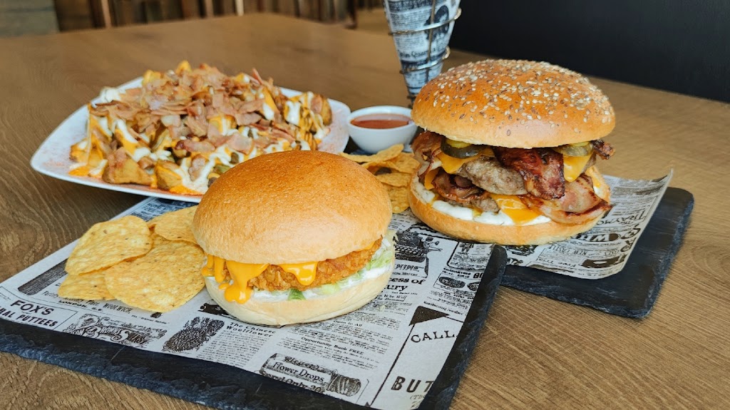 Hamburgueseria Salva Wings — Comida y bebida