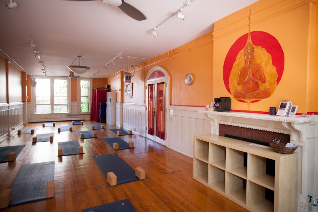  Mighty Yoga - Ithaca