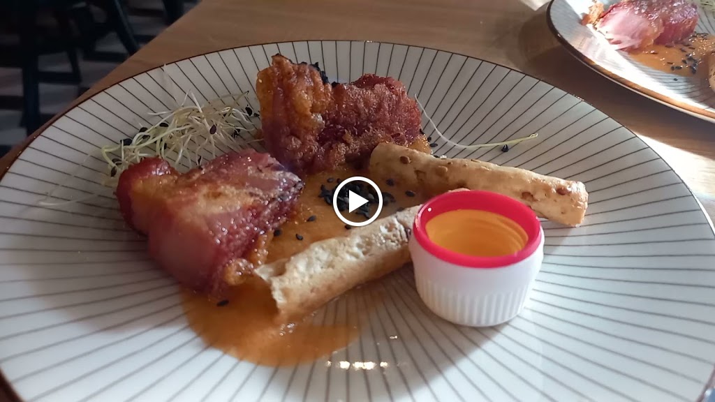 Restaurante Gastrobar - Titi y la Tormenta — Videos