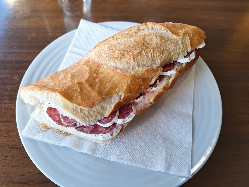 Bar Vic — Comida y bebida