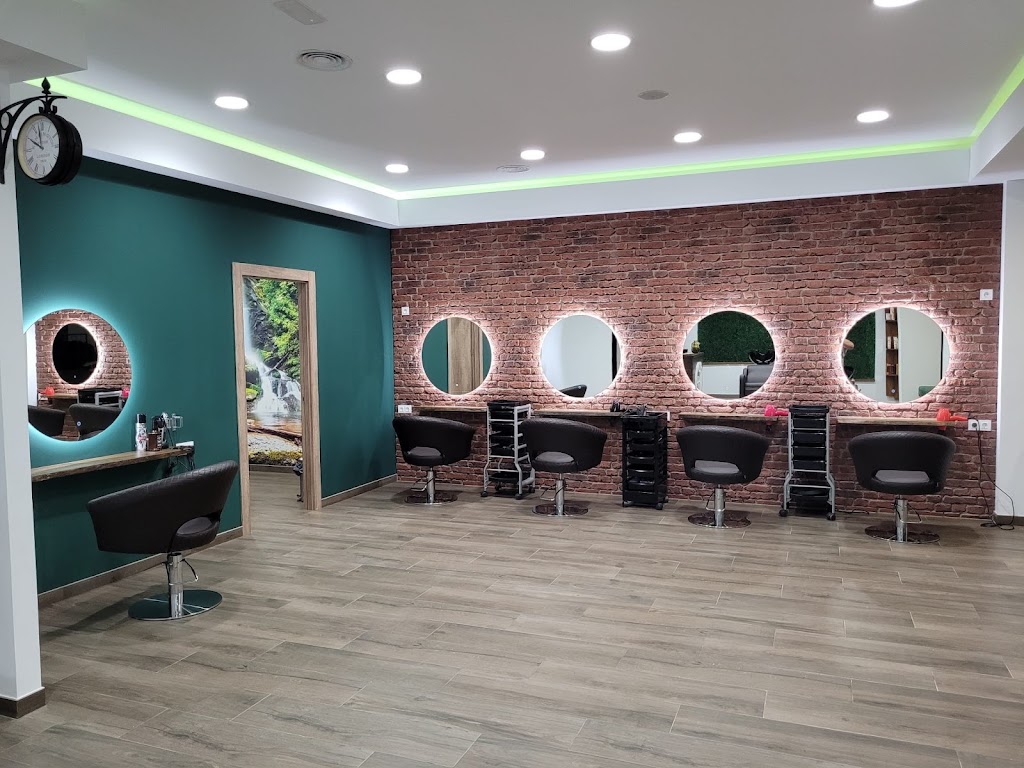 Peluqueria Claudia — Interior