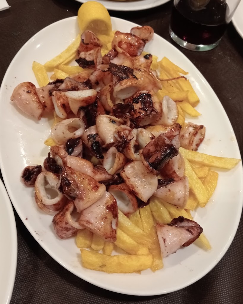 Restaurante Pepucho — Comida y bebida