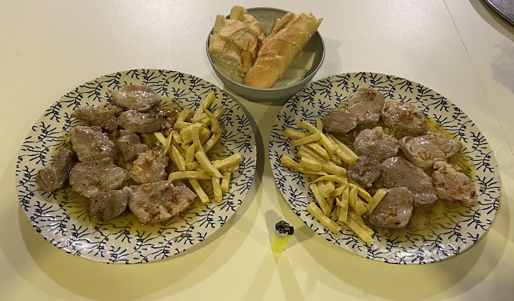 Bar Berlanga — Comida y bebida