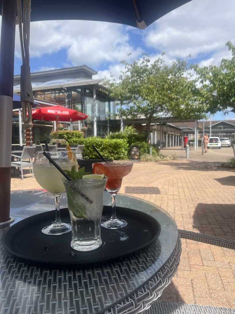 Denham Restaurant & Bar at Denham Garden Village in Uxbridge