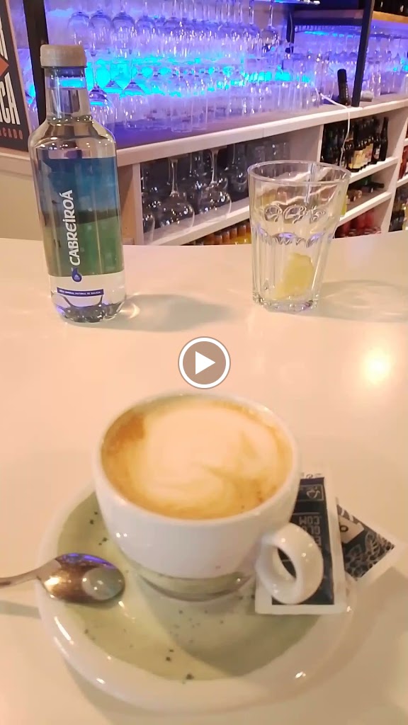 Cafe Y Tapas Con Calma — Videos