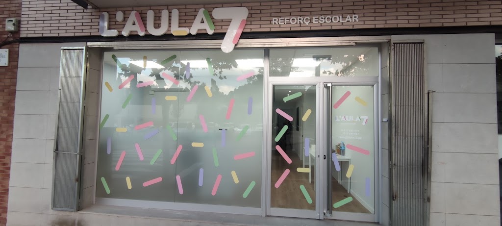 L'Aula 7 - Reforc escolar — Edificio