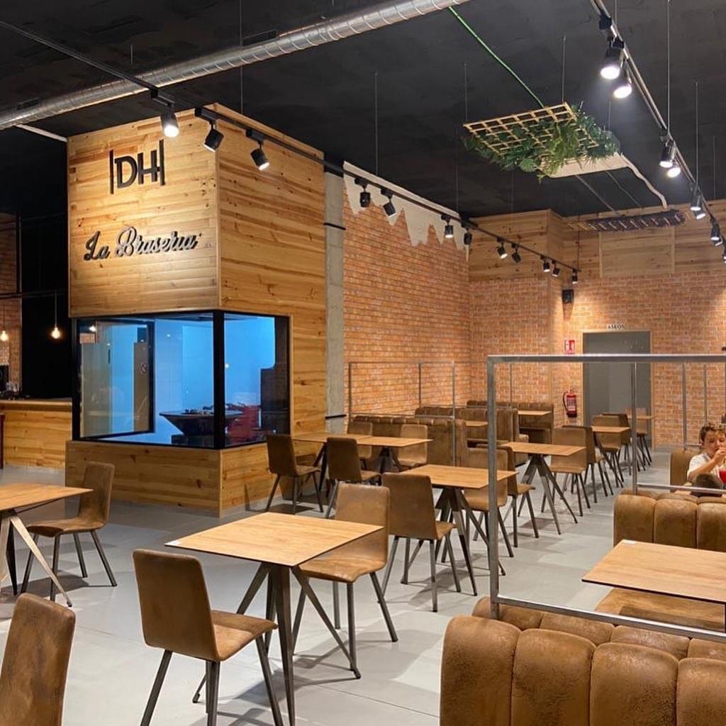 URBAN FUSION FOOD & COFFEE — Ambiente