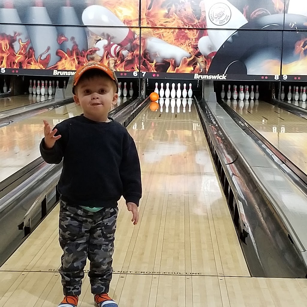  All Star Lanes & Banquets