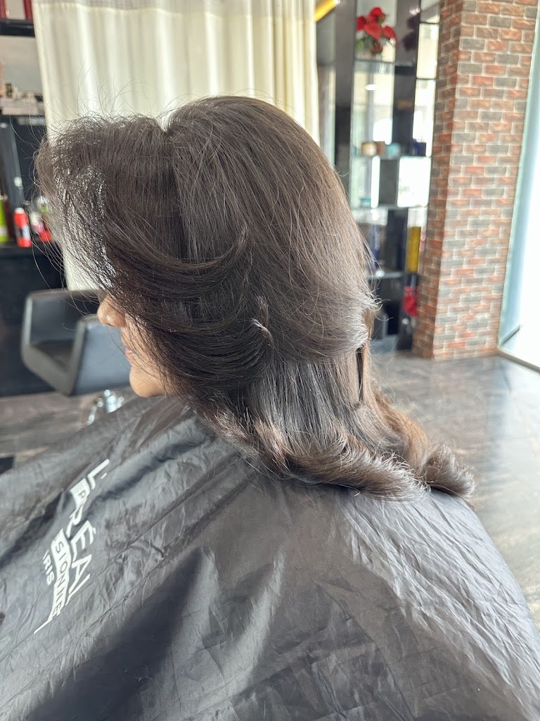 Loreal Professional Glossy Unisex Salon