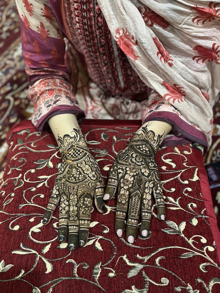 Falak Mehandi Artist Sopore