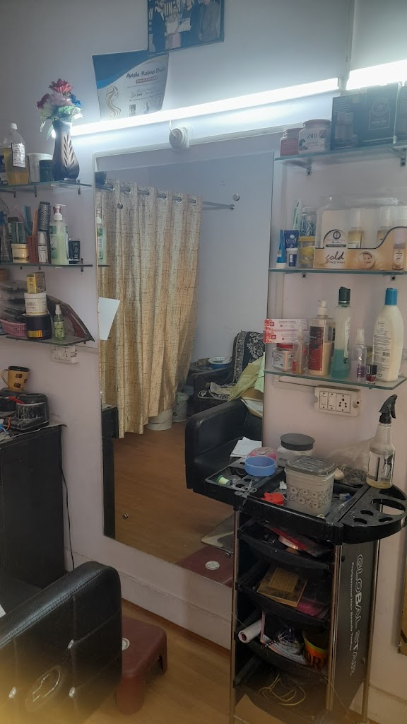 Dwarika Beauty Mekup Studio