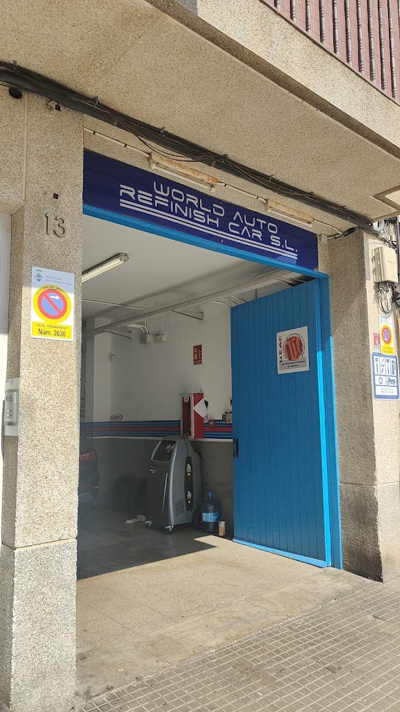 Taller World Auto Refinish Car S.L. — Exterior